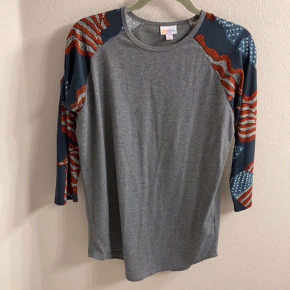 —Medium American Flag LuLaRoe Randy T - Picture 1 of 5